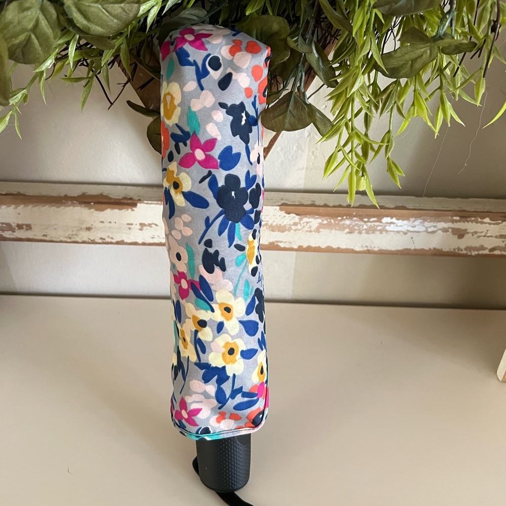 Lug Sprinkle Umbrella
